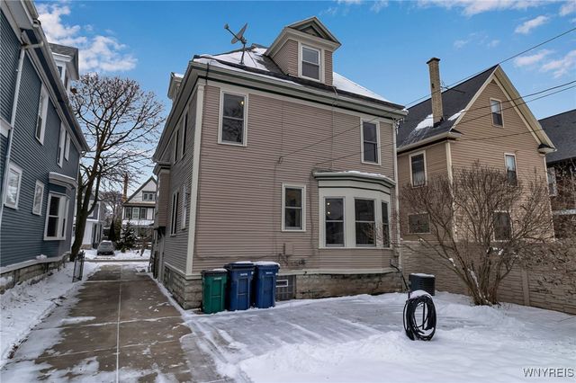 107 Crescent Avenue, Buffalo, NY 14214