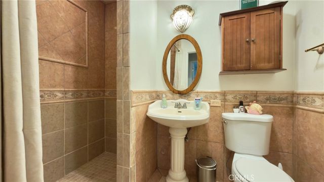 1011 Shadow, San Fernando, CA 91340