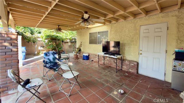 1011 Shadow, San Fernando, CA 91340