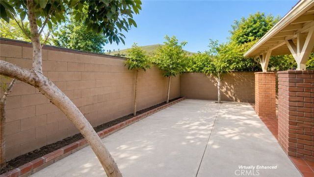 1011 Shadow, San Fernando, CA 91340
