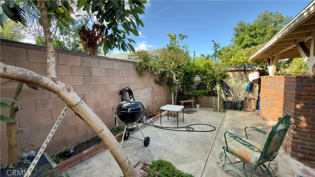1011 Shadow, San Fernando, CA 91340