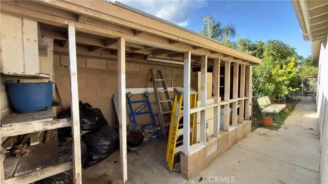 1011 Shadow, San Fernando, CA 91340
