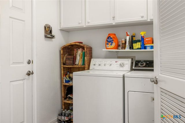 15 Palmer Lane, Wimberley, TX 78676