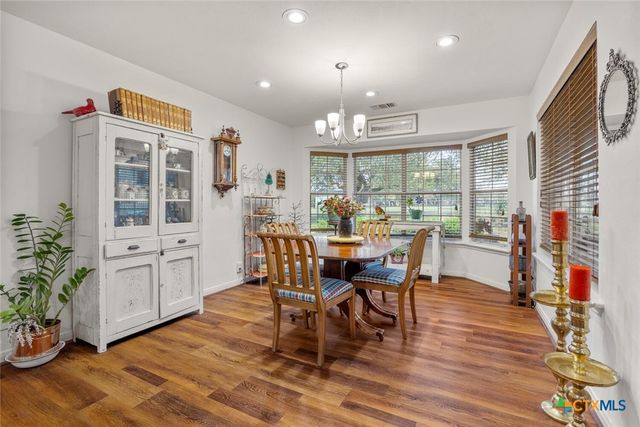 15 Palmer Lane, Wimberley, TX 78676