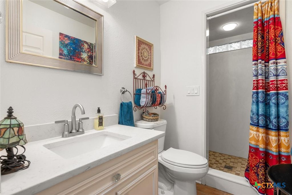 Image 18 of property listing at 15 Palmer Lane, Wimberley, TX 78676