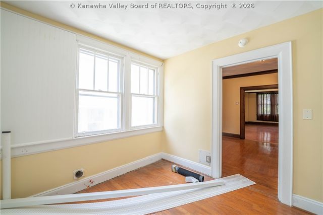 805 6th Street, Charleston, WV 25302