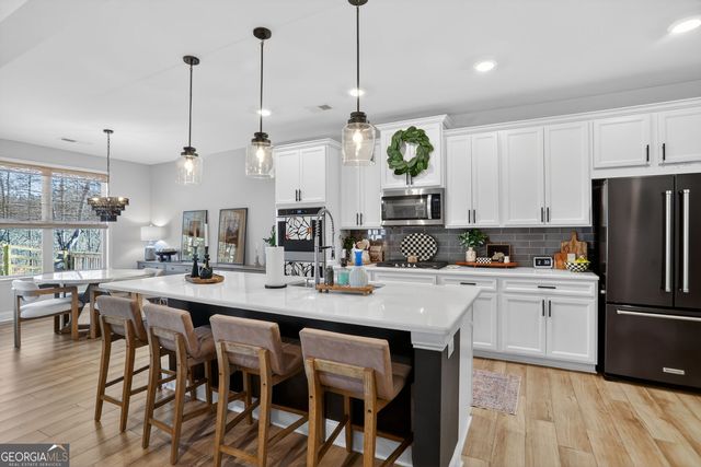 454 Carmichael Circle, Canton, GA 30115