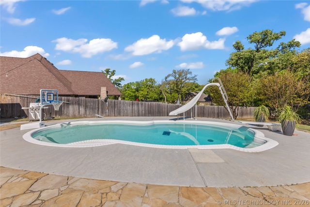 2615 Ridgeway, Ardmore, OK 73401