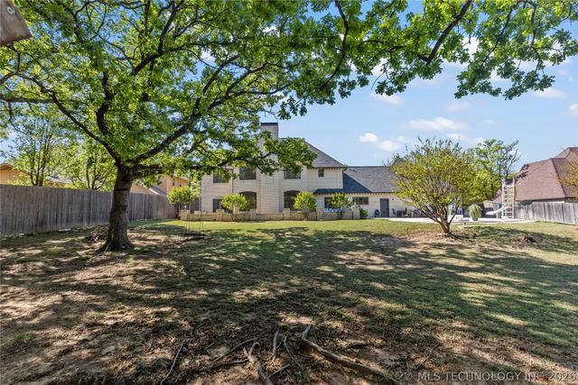 2615 Ridgeway, Ardmore, OK 73401