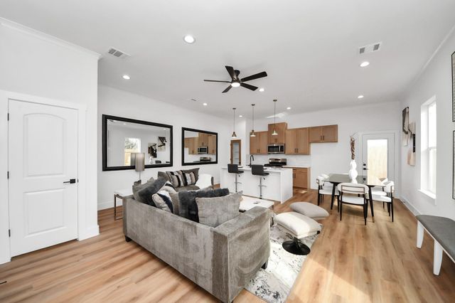 3535 & 3537 Amos Street, Houston, TX 77021