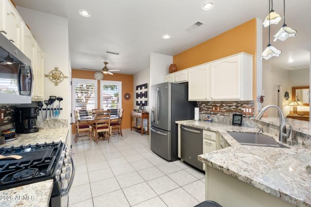 16226 W TAMARACK Lane, Surprise, AZ 85374