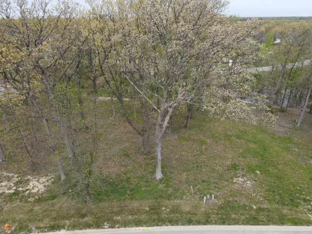 731 Druim Trail, Crown Point, IN 46307