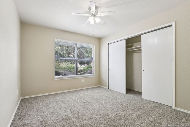 11343 Saratoga Coach, San Antonio, TX 78254