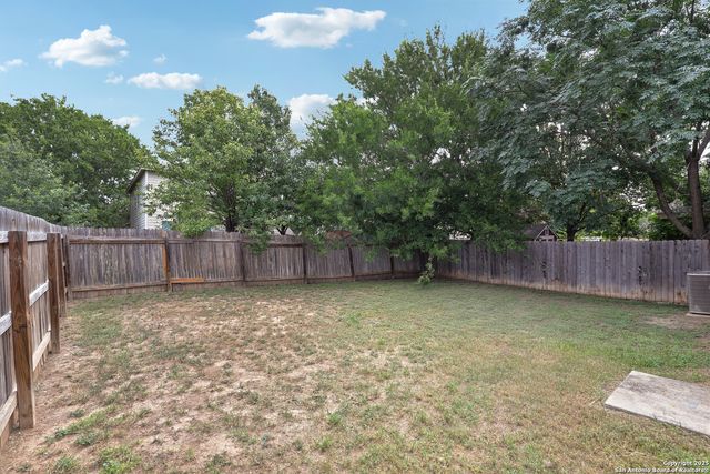 11343 Saratoga Coach, San Antonio, TX 78254