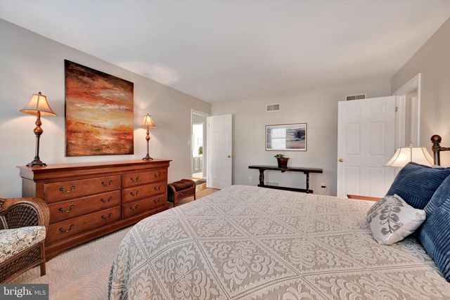 57 BROOKFIELD DR, Elizabethtown, PA 17022