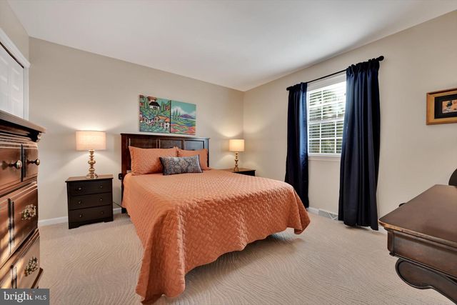 57 BROOKFIELD DR, Elizabethtown, PA 17022