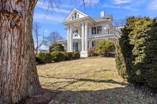 1211 NORTH MAIN ST, Harrisonburg, VA 22802