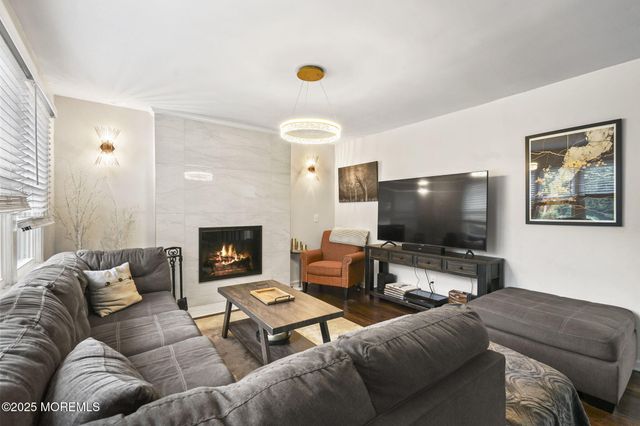 432 18th Avenue, Brick, NJ 08724