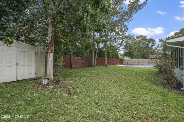 432 18th Avenue, Brick, NJ 08724