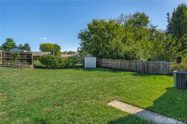 180 Teakwood Lane, Springboro, OH 45066