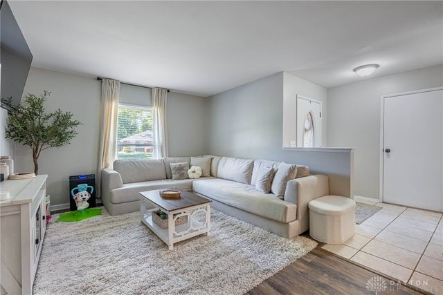 180 Teakwood Lane, Springboro, OH 45066