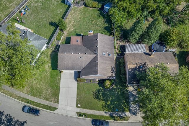 180 Teakwood Lane, Springboro, OH 45066