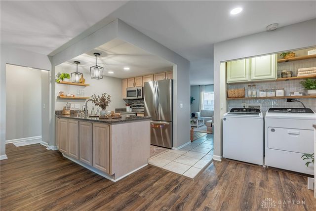 180 Teakwood Lane, Springboro, OH 45066