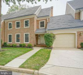 64 FOXWOOD DR, Moorestown, NJ 08057