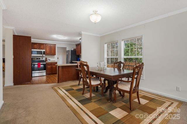 686 Sam Jones Road, Burnsville, NC 28714