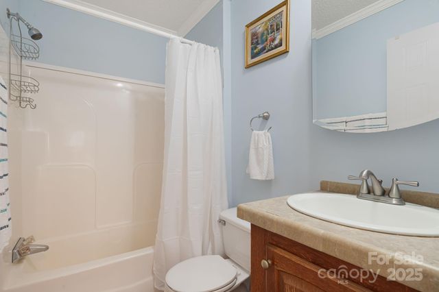 686 Sam Jones Road, Burnsville, NC 28714