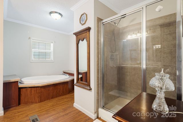 686 Sam Jones Road, Burnsville, NC 28714