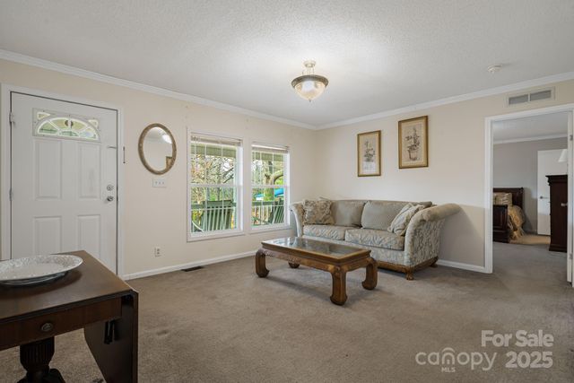 686 Sam Jones Road, Burnsville, NC 28714