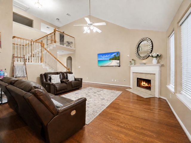 1752 Silver Bend Drive, Dickinson, TX 77539