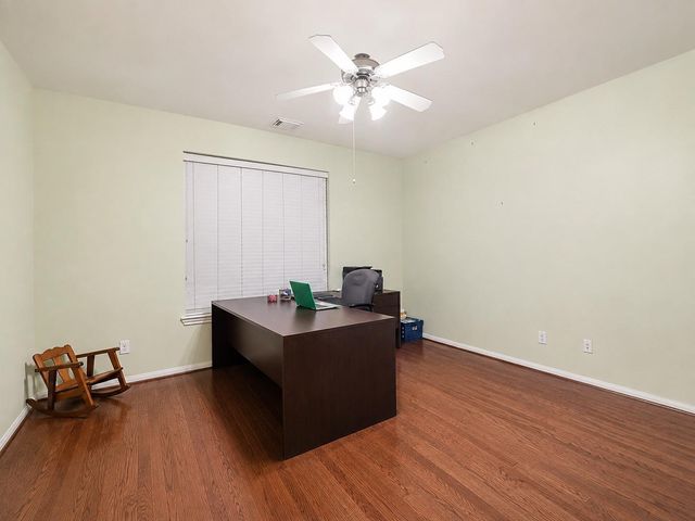 1752 Silver Bend Drive, Dickinson, TX 77539