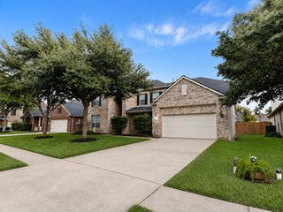 1752 Silver Bend Drive, Dickinson, TX 77539