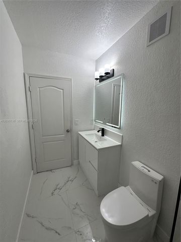 13757 SW 170th Terrace 13757, Miami, FL 33177