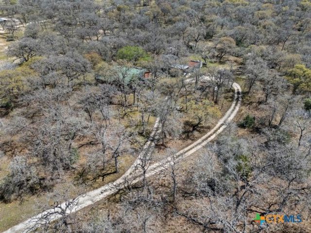 1189 Vivroux Ranch Road, Seguin, TX 78155