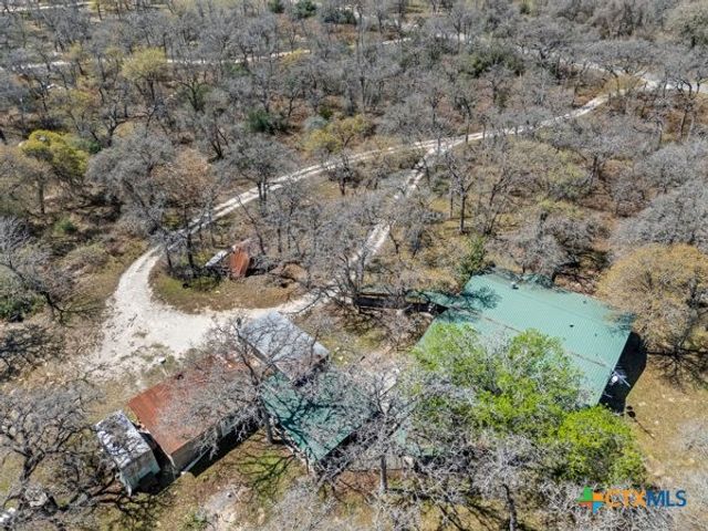 1189 Vivroux Ranch Road, Seguin, TX 78155