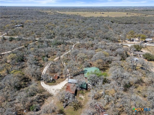 1189 Vivroux Ranch Road, Seguin, TX 78155