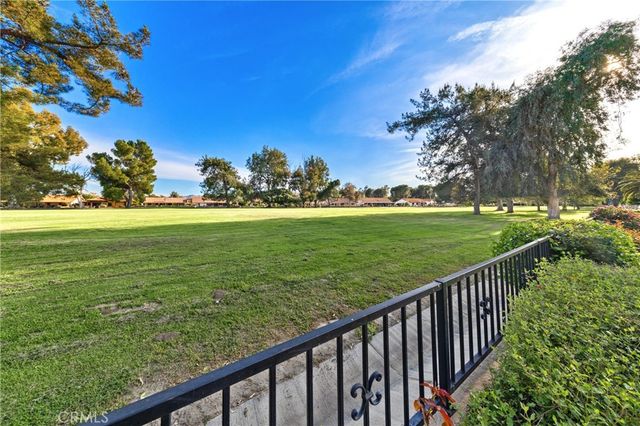 2095 Silver Oak Way, Hemet, CA 92545