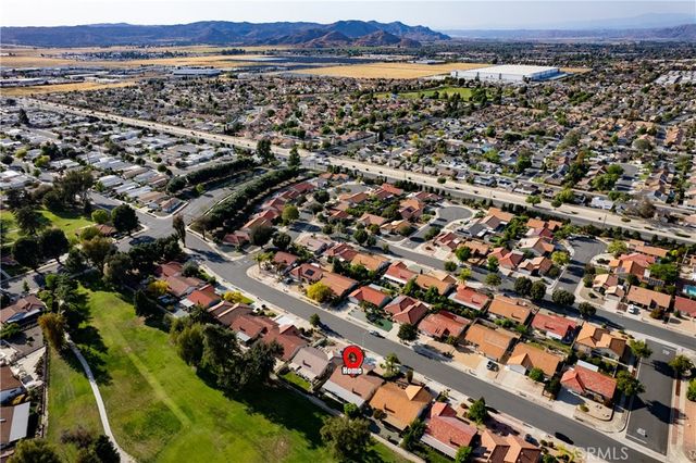2095 Silver Oak Way, Hemet, CA 92545
