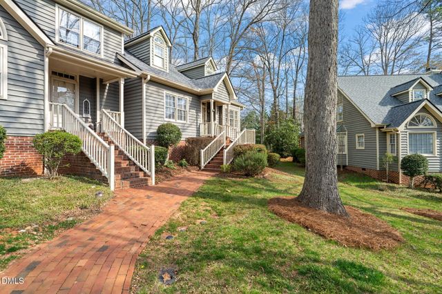 105 Loch Bend Lane, Cary, NC 27518