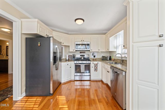 105 Loch Bend Lane, Cary, NC 27518