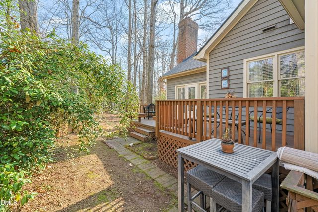 105 Loch Bend Lane, Cary, NC 27518