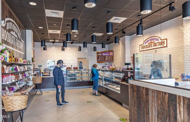 105 Loch Bend Lane, Cary, NC 27518