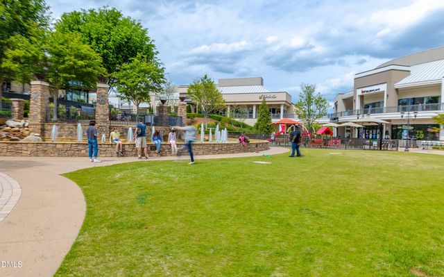 105 Loch Bend Lane, Cary, NC 27518