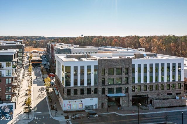 105 Loch Bend Lane, Cary, NC 27518