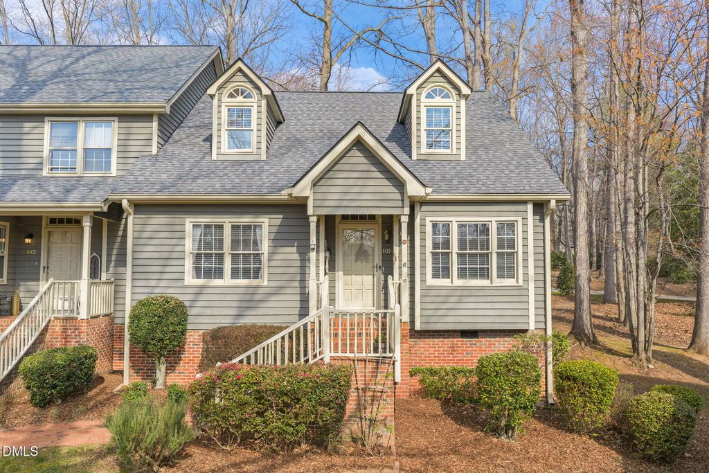 105 Loch Bend Lane, Cary, NC 27518