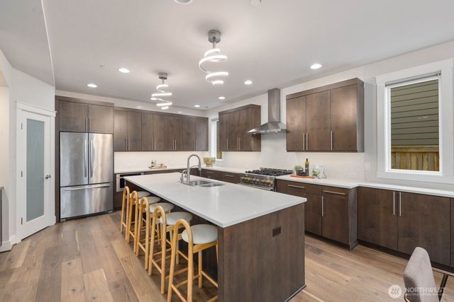 11500 174th Avenue NE, Redmond, WA 98052