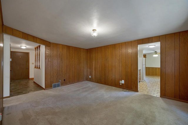 2657 PIONEER DRIVE, Green Bay, WI 54313